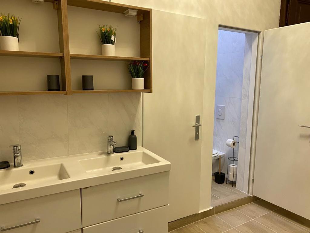 Deluxe Quad Room Dw Wina Bagian luar foto