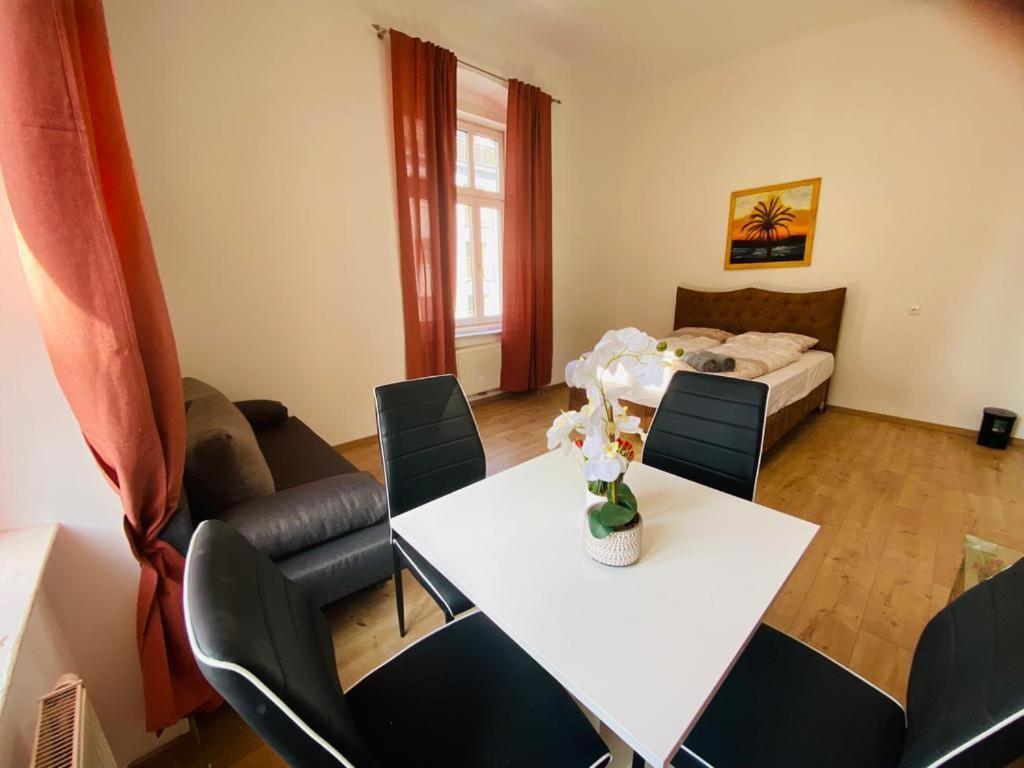Deluxe Quad Room Dw Wina Bagian luar foto