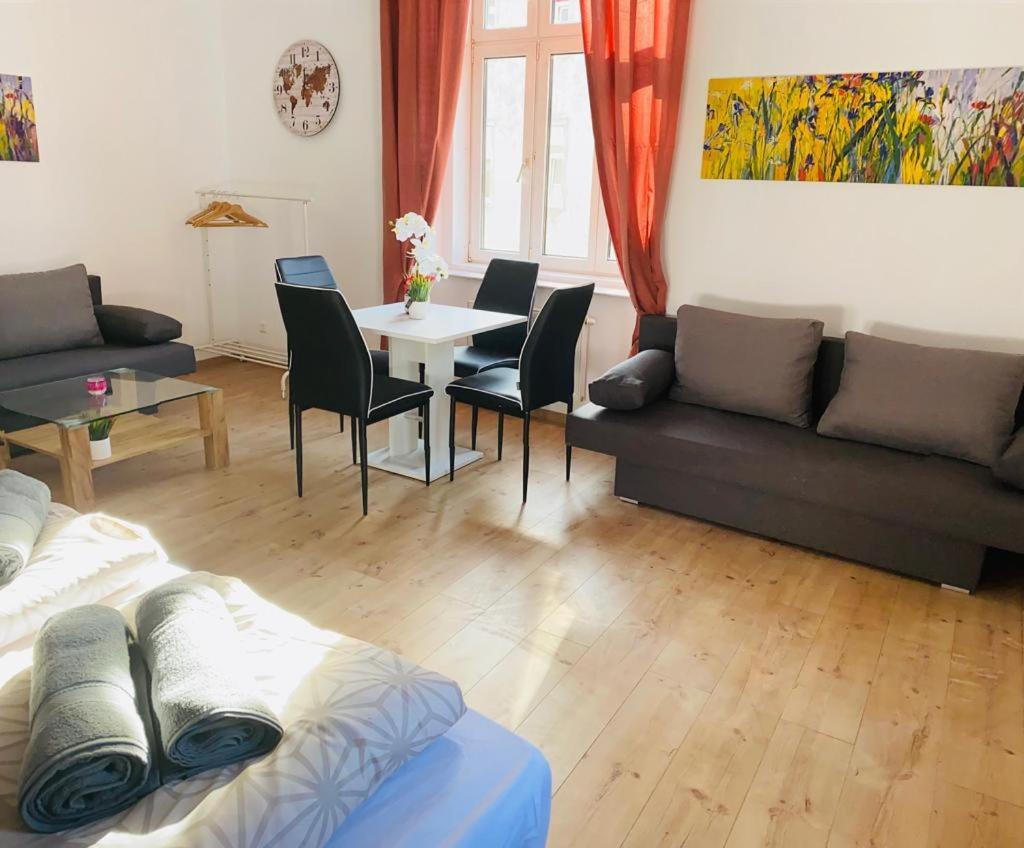 Deluxe Quad Room Dw Wina Bagian luar foto